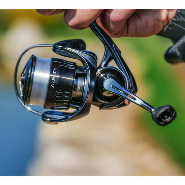Mulineta Daiwa 23 Airity ST SF 2000SSP